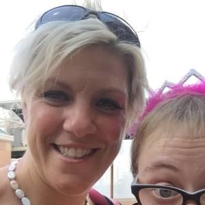 Meet your Posher, Valerie